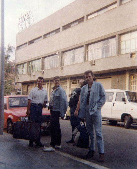 Franky Franky llegando a la tele para grabar el programa Plastic. Barcelona (MR, 1989)