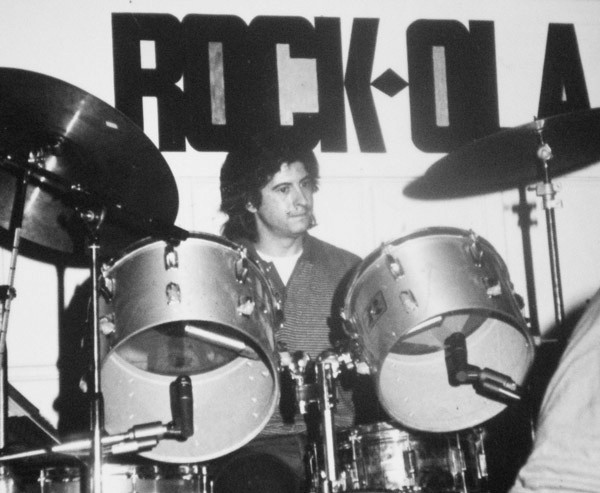 Oscar Roger con Esgrima (MR, 1983)