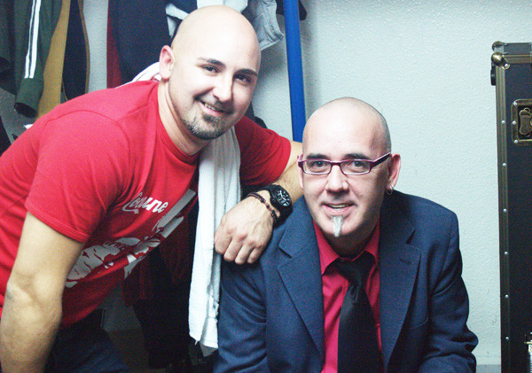 Camerinos de Ritmo y Compás. Con Ambrosio, bajista de Bertomeu (2006)