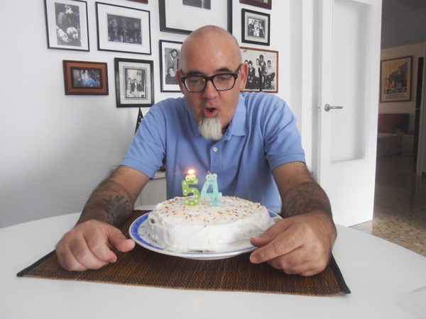 Mi primer cumpleaños en la Vega Baja. Callosa de Segura. Tarta artesana made in Teyma (A. Aguilar, 2014)